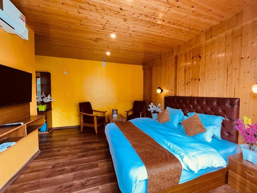 Tata Vista Resort Mall Road Manali - Centrally Heated & Air Cooled 외부 사진