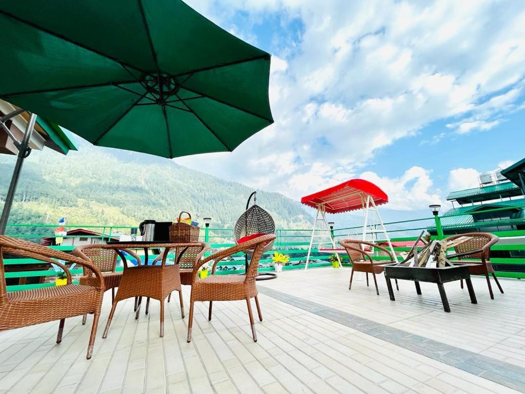 Tata Vista Resort Mall Road Manali - Centrally Heated & Air Cooled 외부 사진