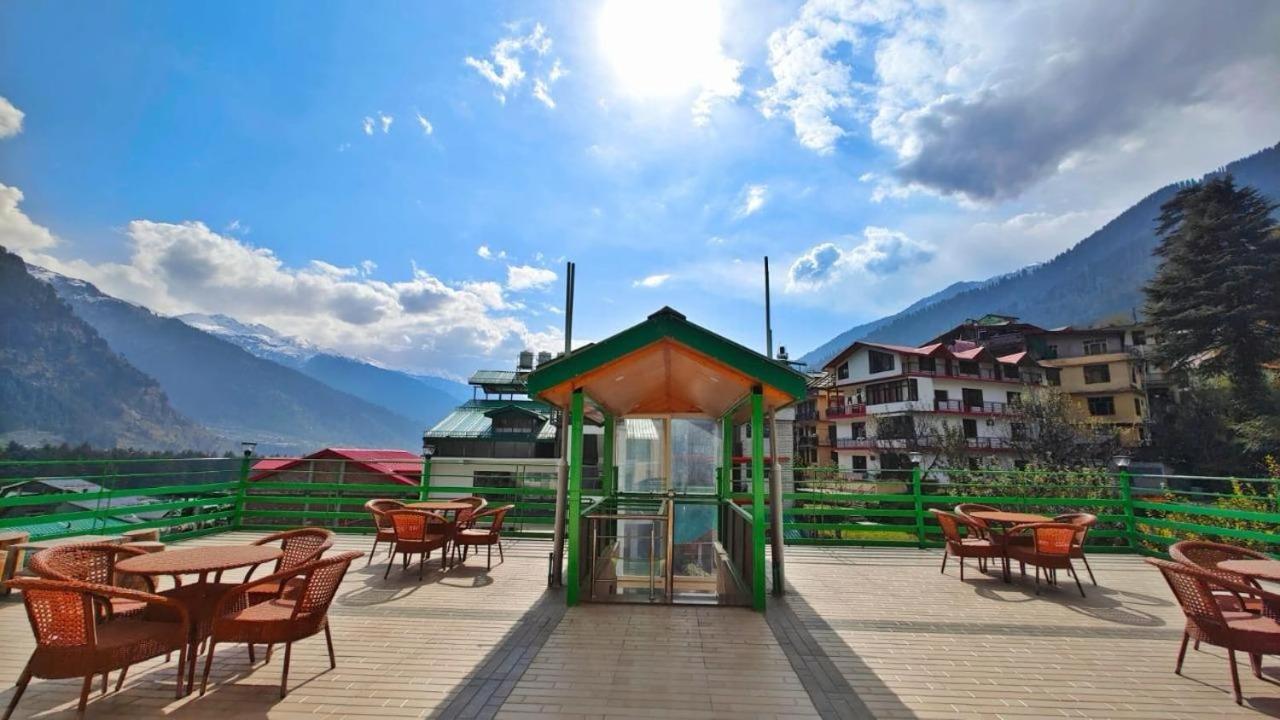 Tata Vista Resort Mall Road Manali - Centrally Heated & Air Cooled 외부 사진